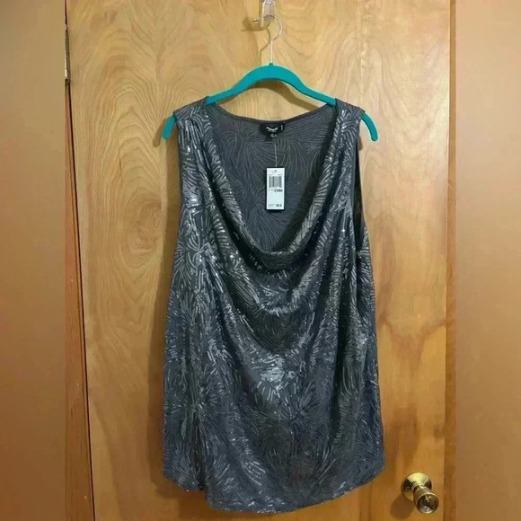 Premise Studio Scoop Neck Tank Sequined Metallic Size 2X NWT - Picture 2 of 10
